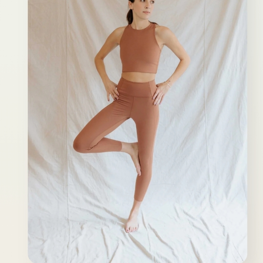 Girlfriend collective compressive leggings - Picture 2 of 8